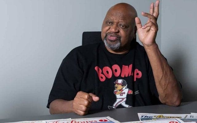 身売り、愛称変更、監督交代…助っ人初の3冠王がオリを去った理由「ゲームが仕事に」