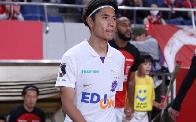 「5度見した」「最高にホラー」広島MF東俊希の描くマスコット「サンチェ」が話題…チームメイトも「この絵心はYAVAYだろ…」