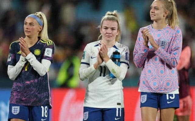 女子W杯初の決勝進出、イングランド女子代表のユニフォーム人気が急上昇！　最も検索されたのは…