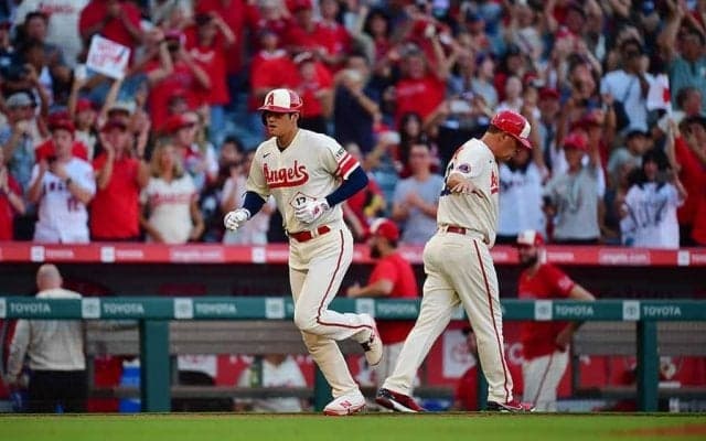 【MLB】大谷翔平から“頭ポンポン”は「粋な瞬間」　後輩に見せた気遣いを地元局絶賛