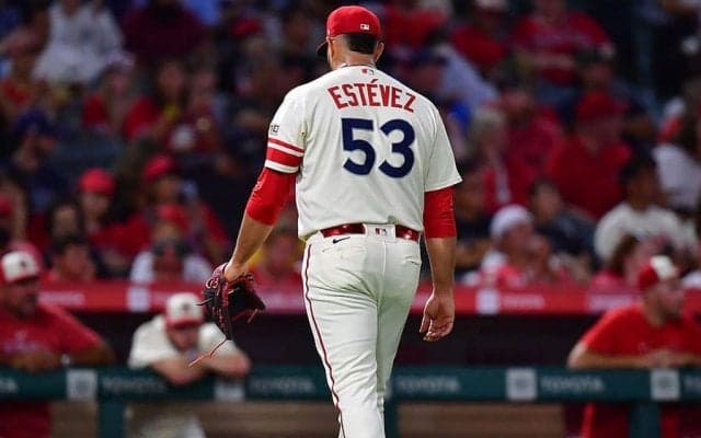 【MLB】8月防御率14点台…苦しむエ軍の守護神をなぜ回またぎ？　指揮官が明かした理由