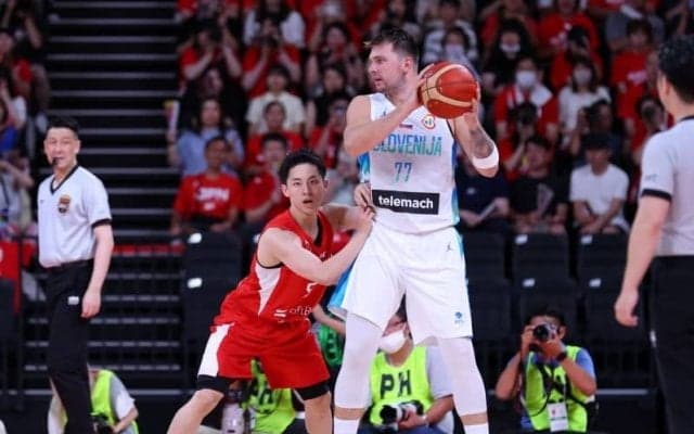 世界トップレベルを肌で感じた河村勇輝…スロベニアに35点差敗戦を受け「危機感は持たないといけない」