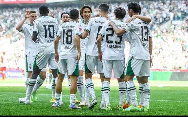 板倉が先制点、アウグスブルクとの打ち合いの末ボルシアMGは4-4のドロー【ブンデスリーガ】