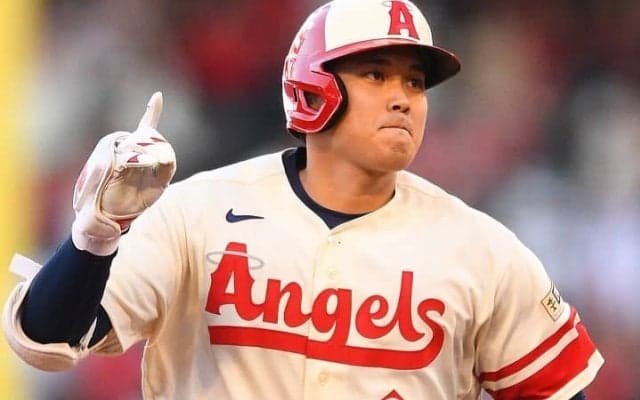 「本当に、完全に、狂っている」大谷翔平、投手としては“非現実的な”本塁打王独走にMLB公式も衝撃！