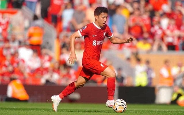 【周囲の言葉から考察する遠藤航のリバプール移籍 (2)】先輩・香川真司は「クロップが大好きなタイプ」と太鼓判。「カイセドを取れなかったけど、航で十分補える」