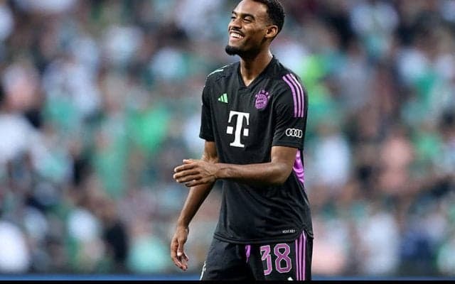 バイエルンはグラフェンベルフ移籍を容認？　プレミア2クラブが関心か