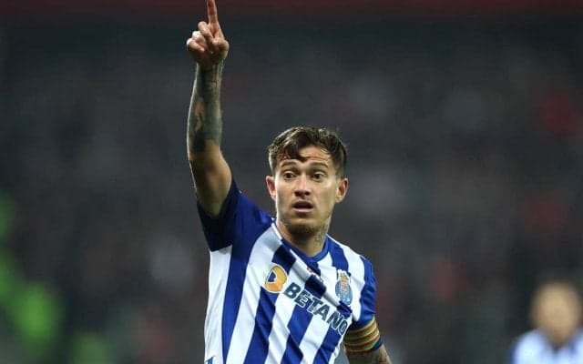 C・ロナウド在籍アル・ナスルがまた名手を引き抜き、ポルトMFオタビオを95億円で獲得