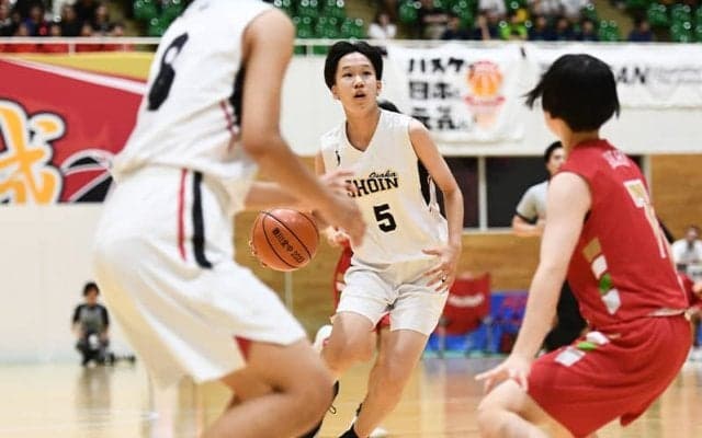 樟蔭中学のエースナンバー『5』を受け継いだ國武珂憐「強い気持ちを持って攻めていきたい」