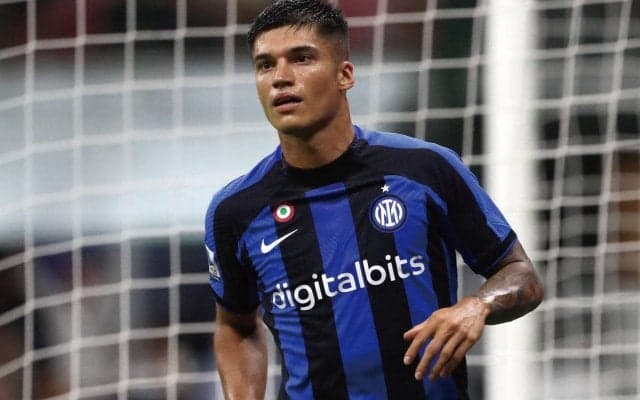 インテルのコレア放出作戦に新展開、ベティスから関心か