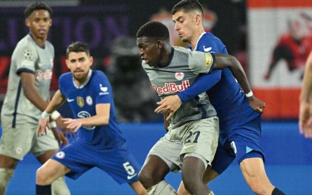 インテル、ザルツブルクの20歳グルナ=ドゥアトに関心　指揮官がリクエストする屈強ボランチ