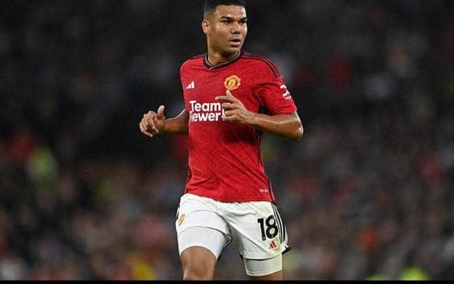 「基準に達していない」低調カゼミロにユナイテッドOBは奮起求める「目覚めなければまた無駄なシーズンを過ごすことになる」