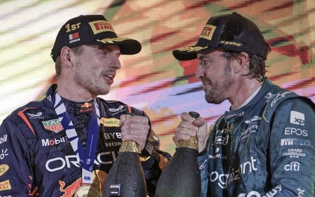 F1フォトグラファーが明かすフェルスタッペン、アロンソらの素顔「撮影できて幸せ」