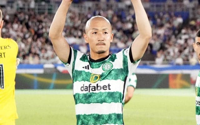 前田大然がまたもモデルに起用！セルティックとアディダスがスタイリッシュに応援できる「Lifestyler」シリーズを発表、流行のオーバーサイズシルエットに