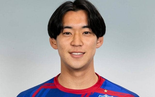 甲府のルーキーDF三浦颯太がプロA契約締結「今以上に甲府のために戦う」