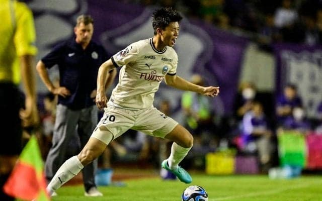 失点続きのJ1川崎。高井幸大は広島戦での決勝点をどう捉えたのか…鬼木達監督は「失敗から学んでいくしかない」「そうじゃないと、ただ単に負けただけになってしまう」