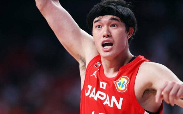 渡邊雄太の「言い訳はしない」責任感　ギャンブルに勝てずバスケＷ杯黒星スタート