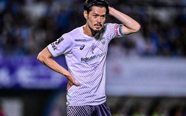 「ジダンのアレやん」J1神戸MF山口蛍が決めた「スーパーボレー」が「何回でも見れる」と絶賛！ 決まった時間「103分」表示に、「時計が3桁なってるの初めて見た」の声も