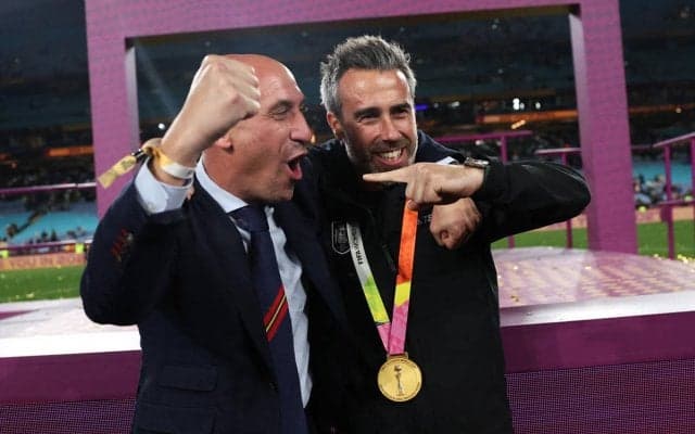 「性差別的な態度を完全に非難する」スペイン女子代表監督も選手にキスした会長を批判、「全く望ましくない雰囲気」と優勝が祝福されないと指摘