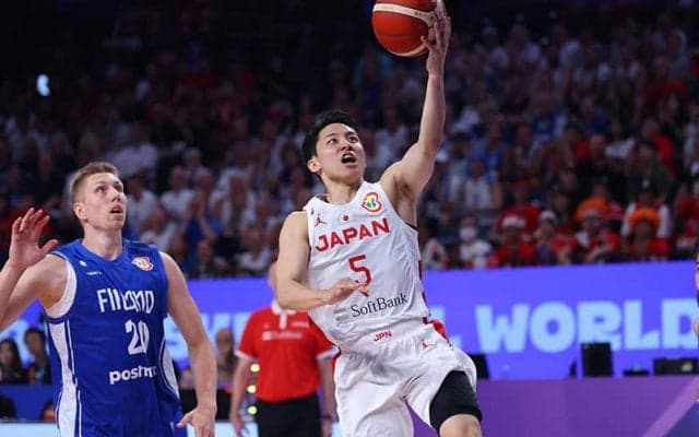 第4Qに圧巻のパフォーマンスを披露…25得点の河村勇輝「皆さんの声援があったからこそ」