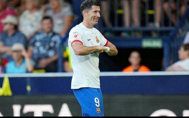 バルセロナがビジャレアルと壮絶打ち合い制して今季初の連勝！　16歳ヤマル圧巻の輝きに主砲レヴィが決勝弾【ラ・リーガ】