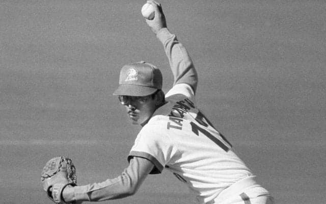 「お前、遊んでんのか？」根本陸夫は高橋直樹が公園にいることを知っていた