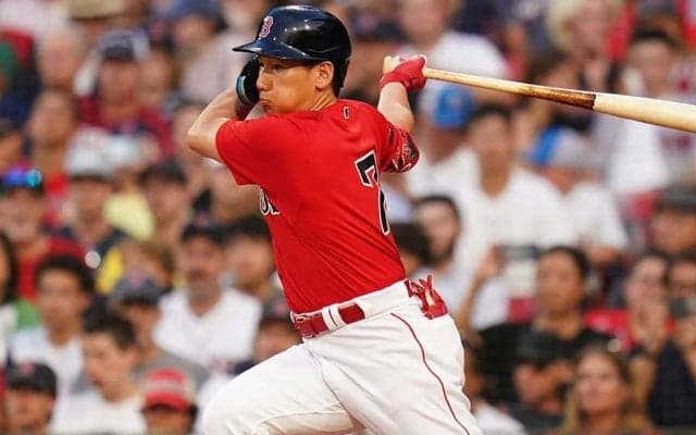 【MLB】吉田正尚、8月初の1試合3安打　28試合ぶりに快音連発…4打席連続出塁に本拠地喝采