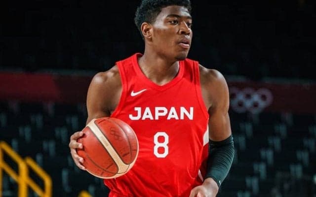 バスケW杯を応援する八村塁、日本代表の歴史的勝利に反応「今日は素晴らしい勝利だ！」