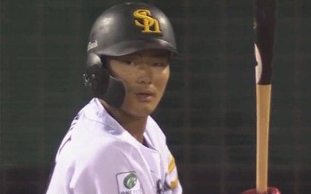 鷹ドラ3生海、プロ初本塁打“取り消し”の珍事　一度はHR判定もリプレー検証で覆る