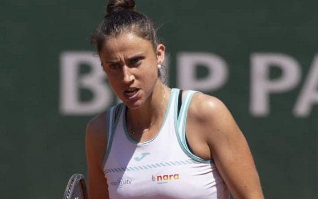 「私たちのせいだと言うだけ」失格騒動で話題のスペイン人選手が再び加藤未唯に不満を吐露！「ボールを当てたのは彼女」