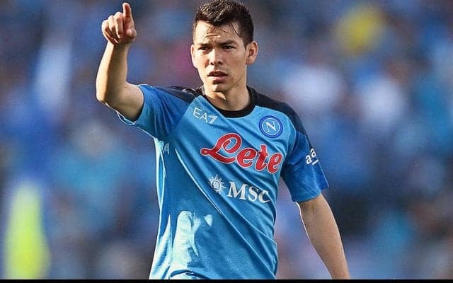 ロサーノが古巣PSV帰還へ！　クラブ間合意でナポリもオランダ渡航を許可