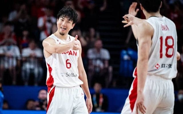 勝負の第4Qだけで17得点…日本代表を救った比江島慎「貢献できてうれしい」