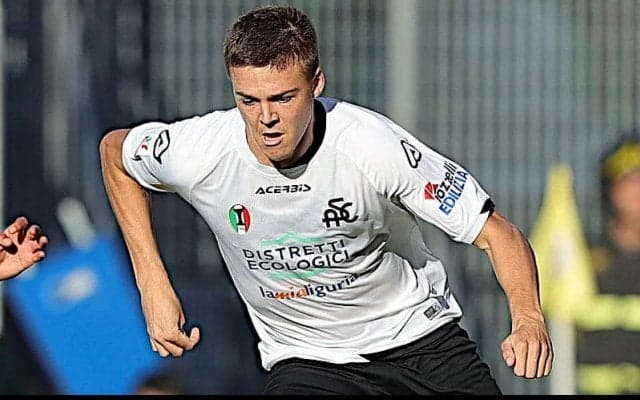 アタランタ、スペツィアからスウェーデン代表DFホルムをレンタル移籍で獲得