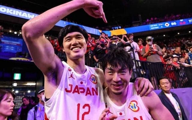 「日本の強さを称えなければ」再び奇跡の逆転劇を演じた日本代表に中国メディアも脱帽「比べ物にならない」【バスケW杯】
