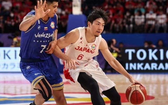 またも終盤で劇的勝利！敗れたベネズエラメディアは日本の逆転劇に賛辞「夢のような試合となった」【バスケW杯】