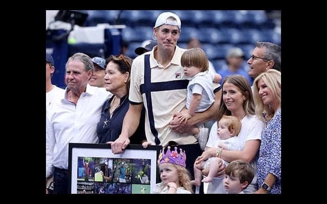  現役引退に「素晴らしい人生」 