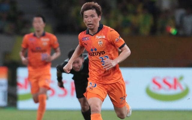 「サッカー生活お疲れさまでした」乾貴士も引退の岩渕真奈に労い、思い出の写真には自分でも驚き「メンツがすごい」