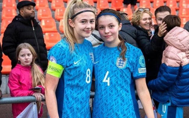 イングランドで女子最年少プロ選手誕生！ 8歳からチェルシーで過ごすMFポッターが17歳でプロ契約、イングランドでは初の快挙