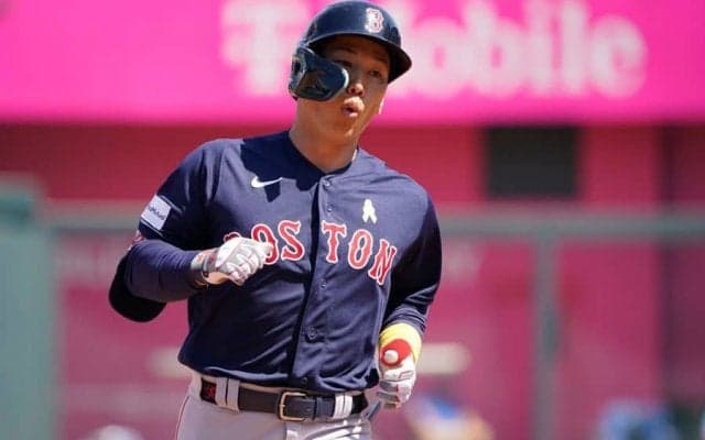 【MLB】吉田正尚、14号3ランは「分からなかった」　三塁まで全力疾走「跳ね返ったので…」