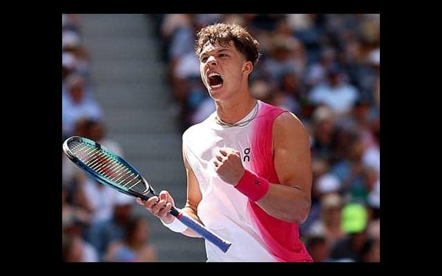  20歳の躍進、今季GS2度目の8強へ 