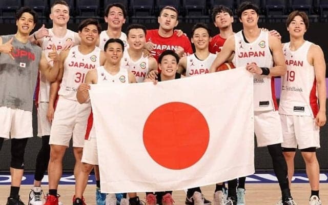 「私たちが最大の笑いもの」中国解説者が語った日本代表への“過小評価” 惨敗の母国代表に「日本が心底羨ましい」【バスケW杯】