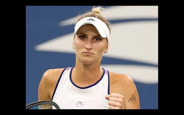  WB女王が逆転で全米OP初8強 