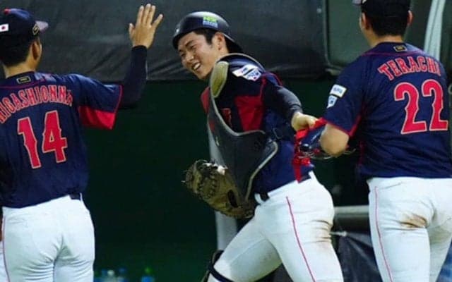 【侍U-18代表】高校生離れした“超高速スラキャ”が「神です」　俊敏すぎる17歳に称賛の声続々