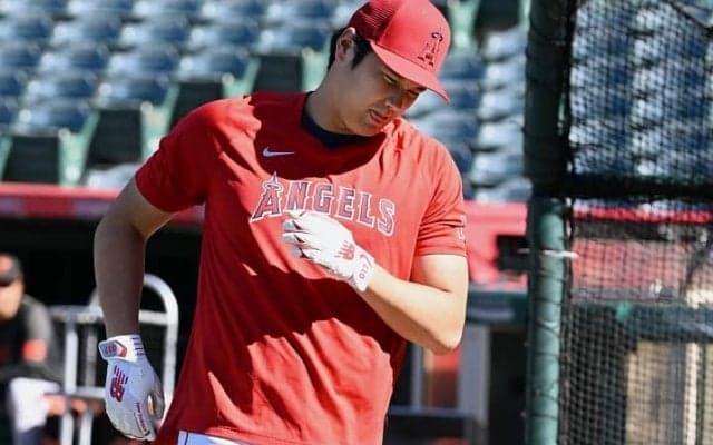 「残りシーズン欠場が賢明な選択」右脇腹の張りで欠場した大谷翔平に米メディアが見解「FA前にさらなるケガのリスクを抑えられる」