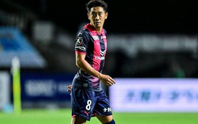 「速い！」香川真司とサニブラウンの10m走対決でまさかの結果！「大人げないのが好き」「どっちが年上かな？」などの声が上がる