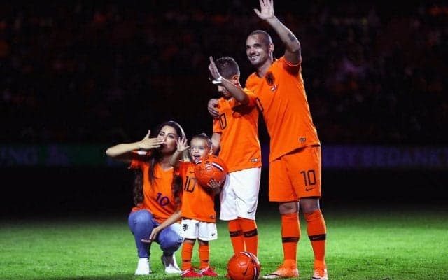 スナイデルの子どももメッシに夢中！そわそわ感に歓喜の抱擁「今日の最も健全なビデオ」