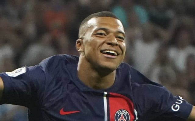 エムバペ、PSG残留までの内幕 ２年連続の「茶番劇」でイメージは悪化した