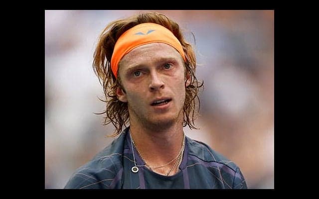  過酷環境も「昨日のジョコも同じ」 