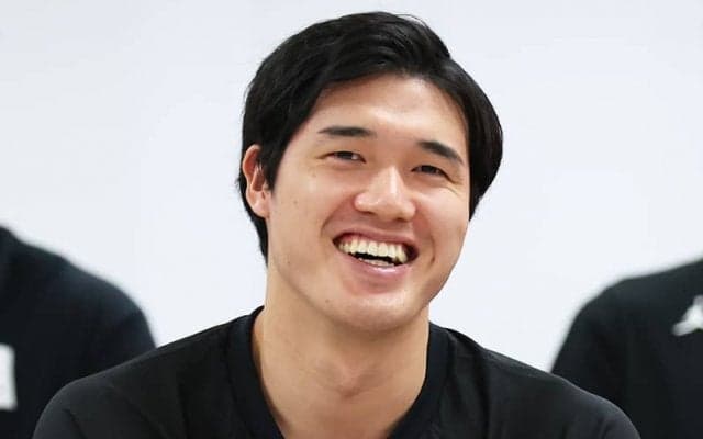 バスケW杯日本代表“私服写真”で解散報告…渡邊雄太「また来年」落選した2名含む13名集合