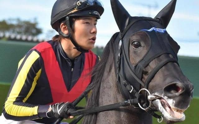 伯父はGI2勝のサトノダイヤモンド エピファネイア産駒の良血がデビュー