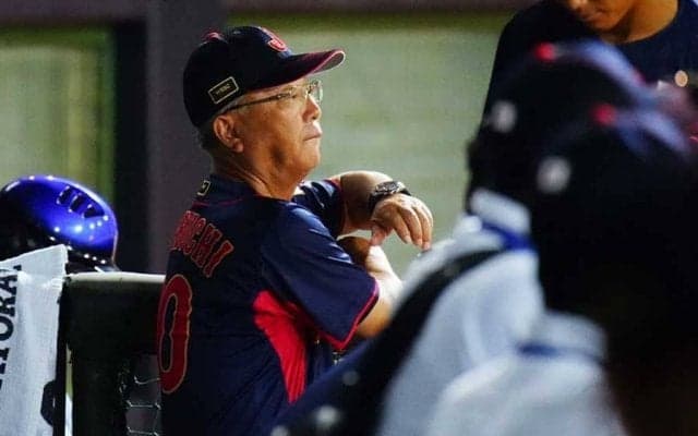 【侍U-18代表】馬淵監督「甲子園より応援が過激」　ミス連発も…四球に苦言「舞い上がってしまった」